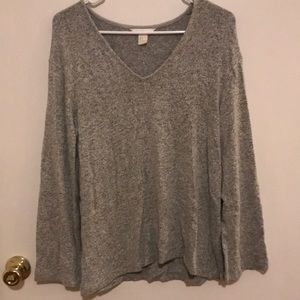 H&M v neck pullover sweater